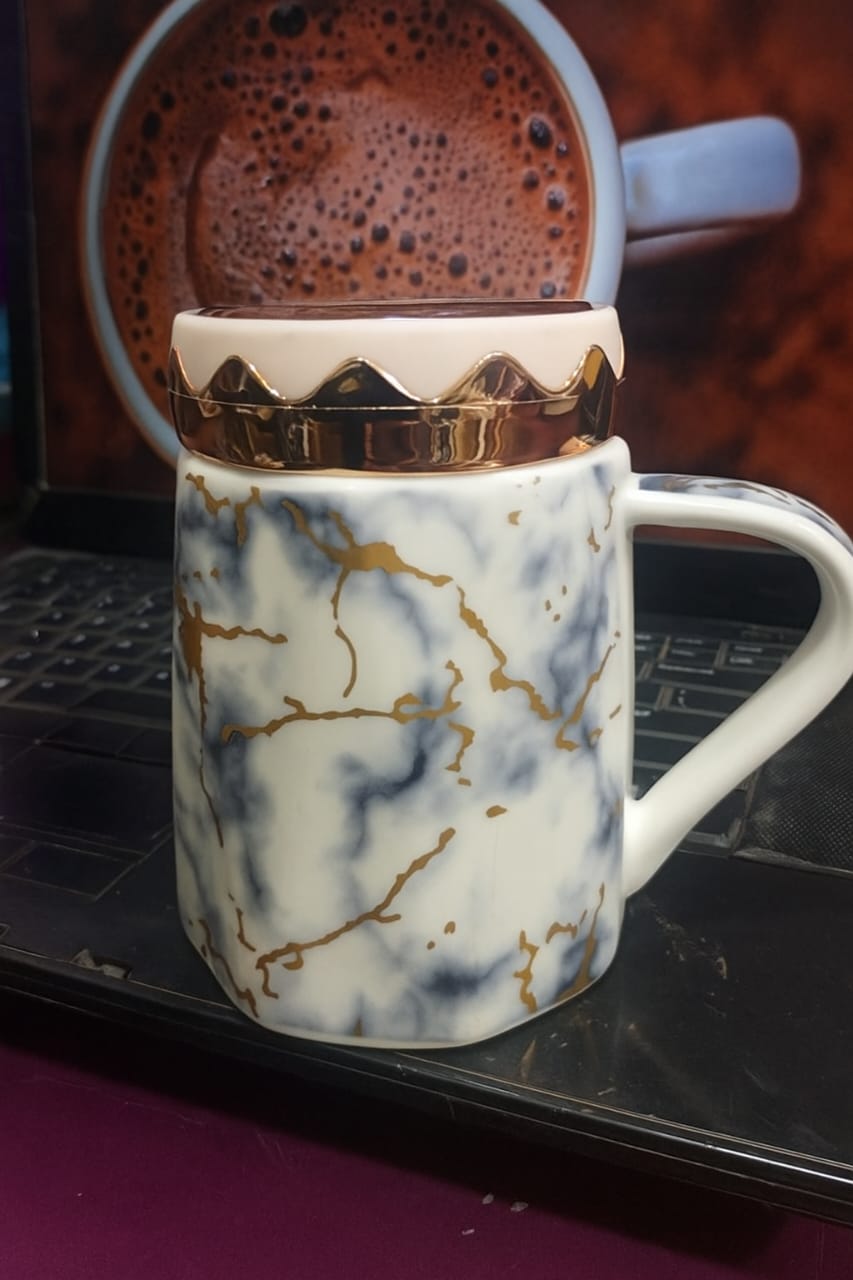 Stylish Ceramic Travel Mug – 450ml with Mirror Lid